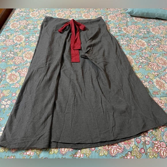 Nicobar side knot skirt - Picture 2 of 3